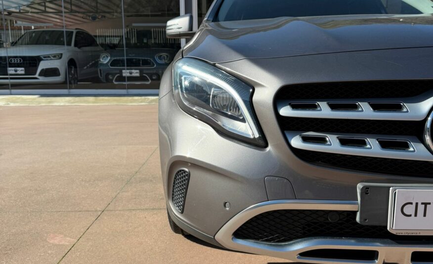 MERCEDES-BENZ GLA 180d 109 CV “SPORT”