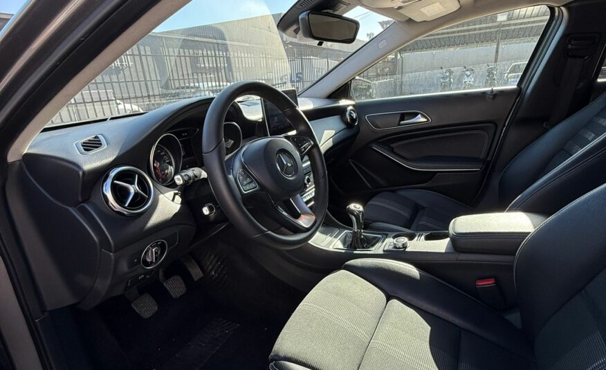 MERCEDES-BENZ GLA 180d 109 CV “SPORT”